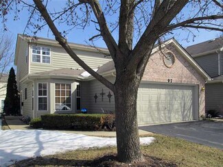 97 Townsend Cir, Naperville, IL 60565