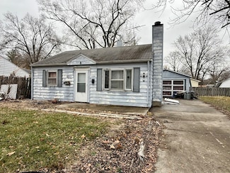 1105 Prairie View Dr, Rantoul, IL 61866