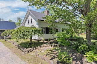 118 Upper Bay Rd, Sanbornton, NH 03269