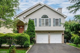 612 Oakwood Ave, Roselle Park, NJ 07204
