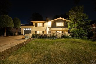 40 Macalester Rd, Pueblo, CO 81001