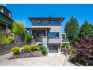 235 S Texas St, Portland, OR 97219