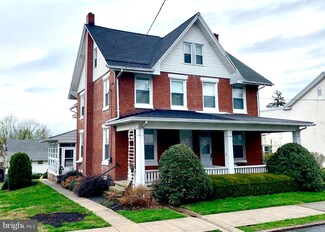 317 W 2nd St, Birdsboro, PA 19508