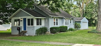 1008 Ira Ave, Kalamazoo, MI 49048