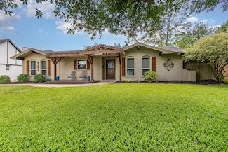 317 Oakcrest Dr, Richardson, TX 75080
