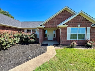 3506 Farm Land Ct, Granbury, TX 76048