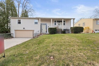 4 Fair St, Valparaiso, IN 46383