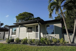 5817 Dartmouth Ave N, Saint Petersburg, FL 33710