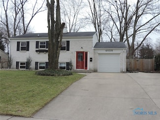 4608 Wickford Dr E, Sylvania, OH 43560