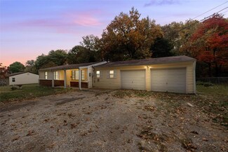 2300 Hillsboro Valley Park Rd Unit R, High Ridge, MO 63049