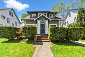 2088 West Blvd, Cleveland, OH 44102