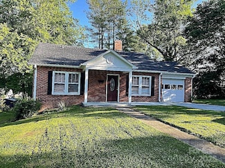 102 Garden Place, Morganton, NC 28655
