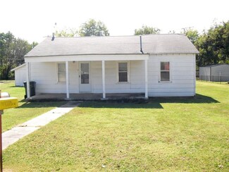 116 W Jefferson St, Tecumseh, OK 74873