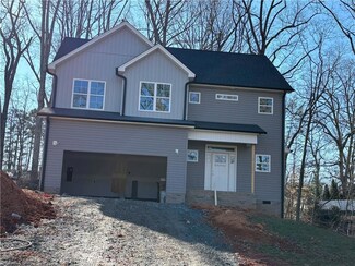 990 Kelwyn Ln, Lewisville, NC 27023