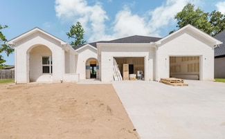 7452 Northwood Dr, Benton, AR 72019