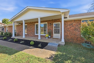 118 Allen Dr, Hendersonville, TN 37075