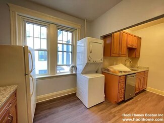 153 Strathmore Rd Unit 6, Brighton, MA 02135