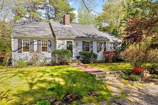 6 Putting Green Cir, East Sandwich, MA 02537