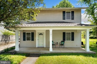 181 Martin Dr, Manassas Park, VA 20111