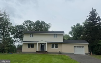 23 State Park Dr, Titusville, NJ 08560