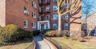 8115 35th Ave Unit 6, Jackson Heights, NY 11372