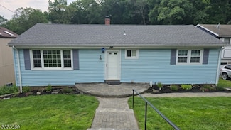 120 Valley View Dr, Rockaway, NJ 07866