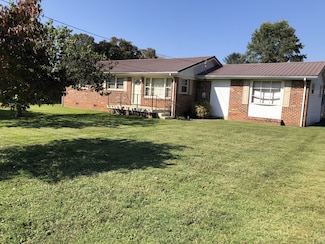 110 Elkins St, Estill Springs, TN 37330