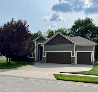16150 S Canton St, Gardner, KS 66030