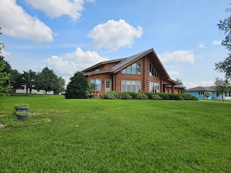 332 Allan St, Allison, IA 50602