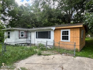 11196 Dewey Lawrence Cir, Diberville, MS 39540