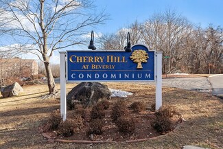 2 Duck Pond Rd Unit 124, Beverly, MA 01915