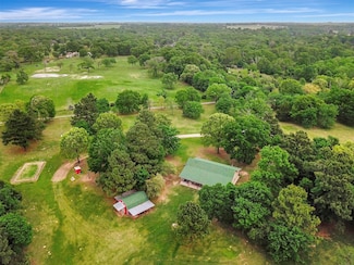 9832 Hawaii Ln, Midway, TX 75852