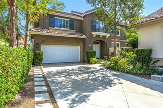 12864 Maxwell Dr, Tustin, CA 92782