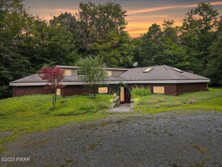 94 Watts Hill Rd, Honesdale, PA 18431