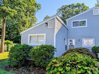 15 Kent Ct Unit 4, Ashford, CT 06278