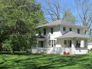 9138 Kephart Ln, Berrien Springs, MI 49103