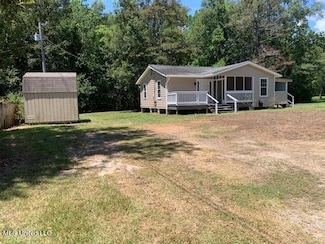 16061 Three Rivers Rd, Biloxi, MS 39532