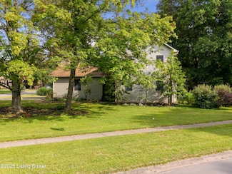 12915 Wooded Forest Rd, Louisville, KY 40243