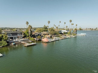 196 Caribe Isle, Novato, CA 94949