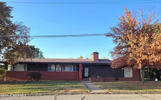 1421 Dixon Dr, Jefferson City, MO 65101