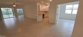 2092 Wellington St, Naples, FL 34120