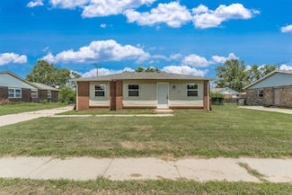 1520 E Catalina St, Wichita, KS 67216