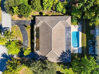 8406 NW 35th St, Coral Springs, FL 33065