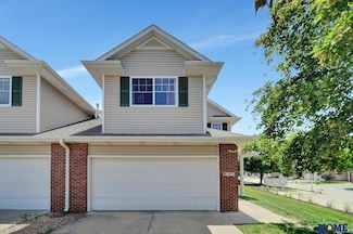 8101 Oshel Ave, Lincoln, NE 68505
