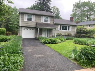 58 Elm St, Madison, NJ 07940
