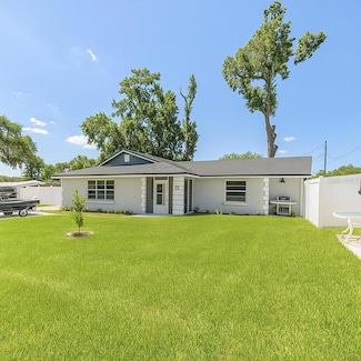 999 W Juniata St, Clermont, FL 34711