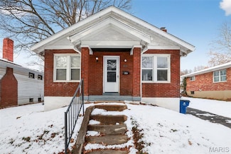 8305 Garfield Ave, Saint Louis, MO 63114