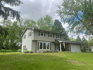 6643 Forest Park Dr, de Forest, WI 53532