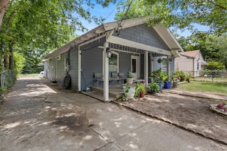 5643 Churchill Ave, Dallas, TX 75227