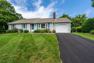 4 Washburn Place, South Dennis, MA 02660